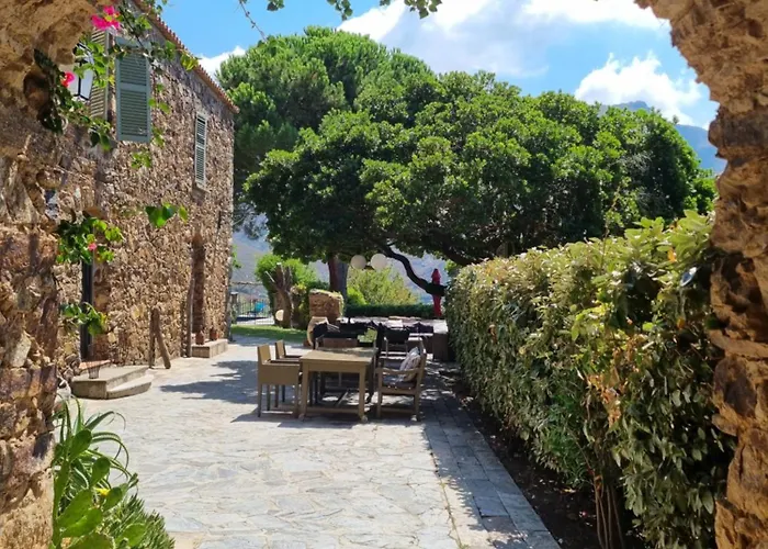 Villa Ferme Canioni Belgodere (Corsica)